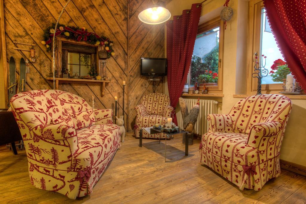 B&B Residence Checrouit Courmayeur Kültér fotó