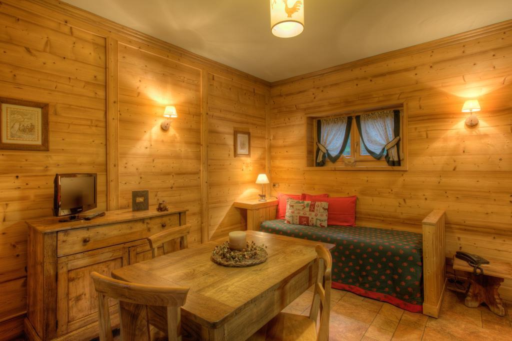 B&B Residence Checrouit Courmayeur Kültér fotó