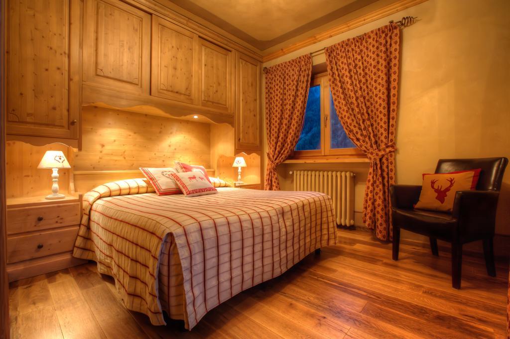 B&B Residence Checrouit Courmayeur Kültér fotó