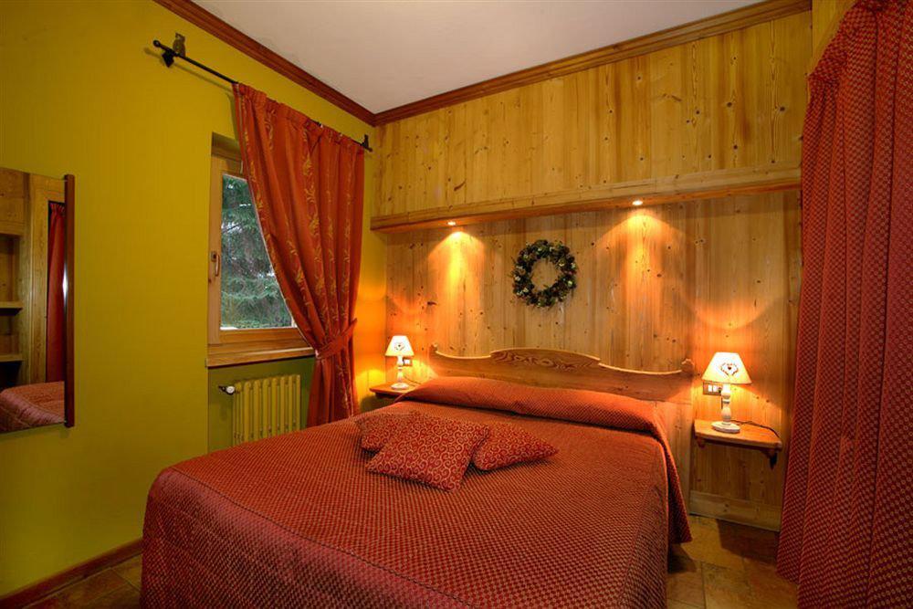 B&B Residence Checrouit Courmayeur Kültér fotó