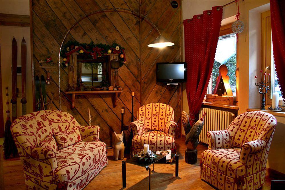 B&B Residence Checrouit Courmayeur Kültér fotó