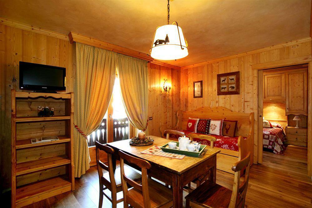 B&B Residence Checrouit Courmayeur Kültér fotó