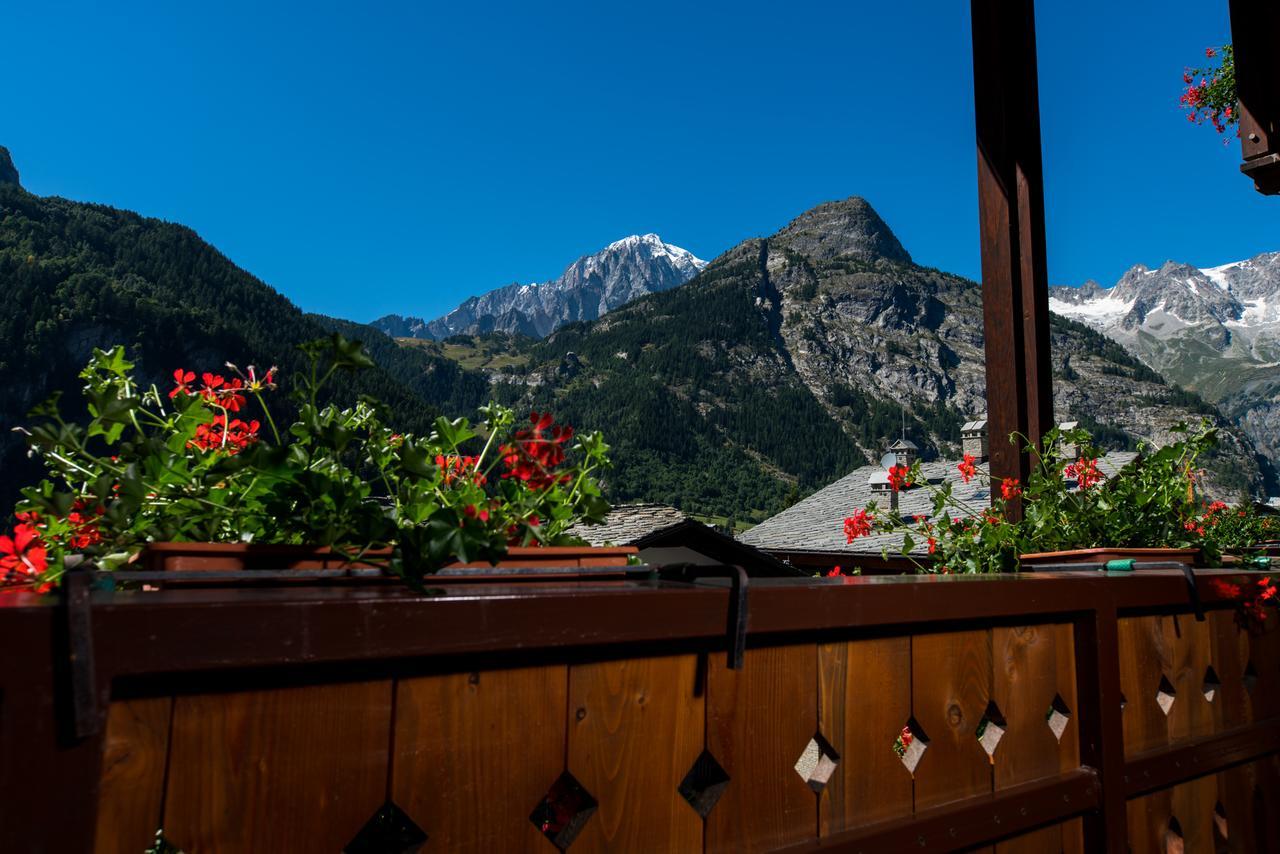 B&B Residence Checrouit Courmayeur Kültér fotó