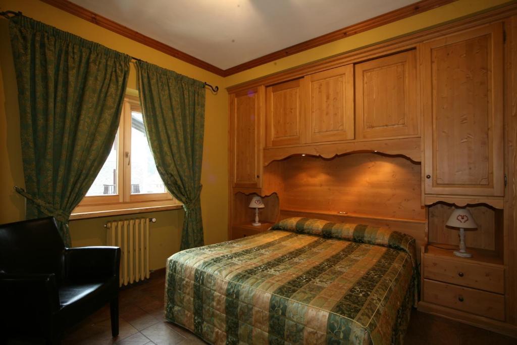 B&B Residence Checrouit Courmayeur Szoba fotó