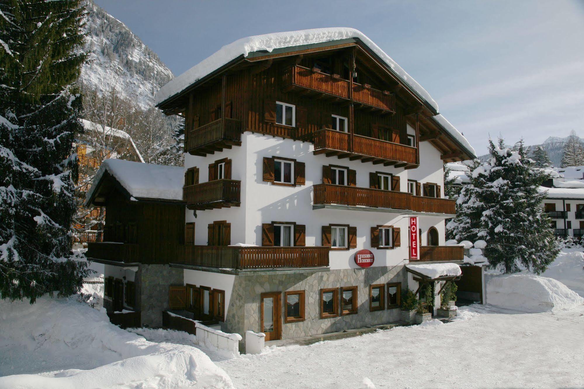 B&B Residence Checrouit Courmayeur Kültér fotó